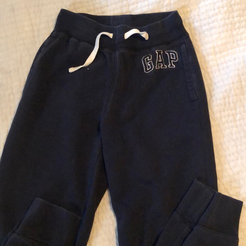 Boys Gap navy sweatpants size XL